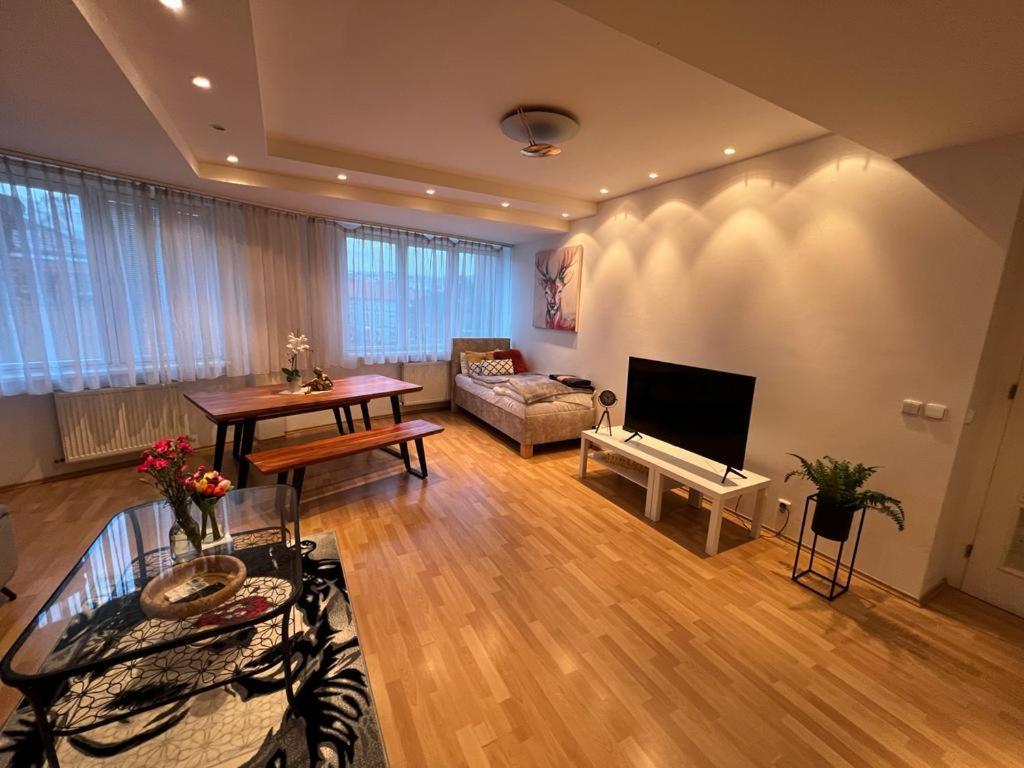 Iren Apartment Bratislava Exteriér fotografie